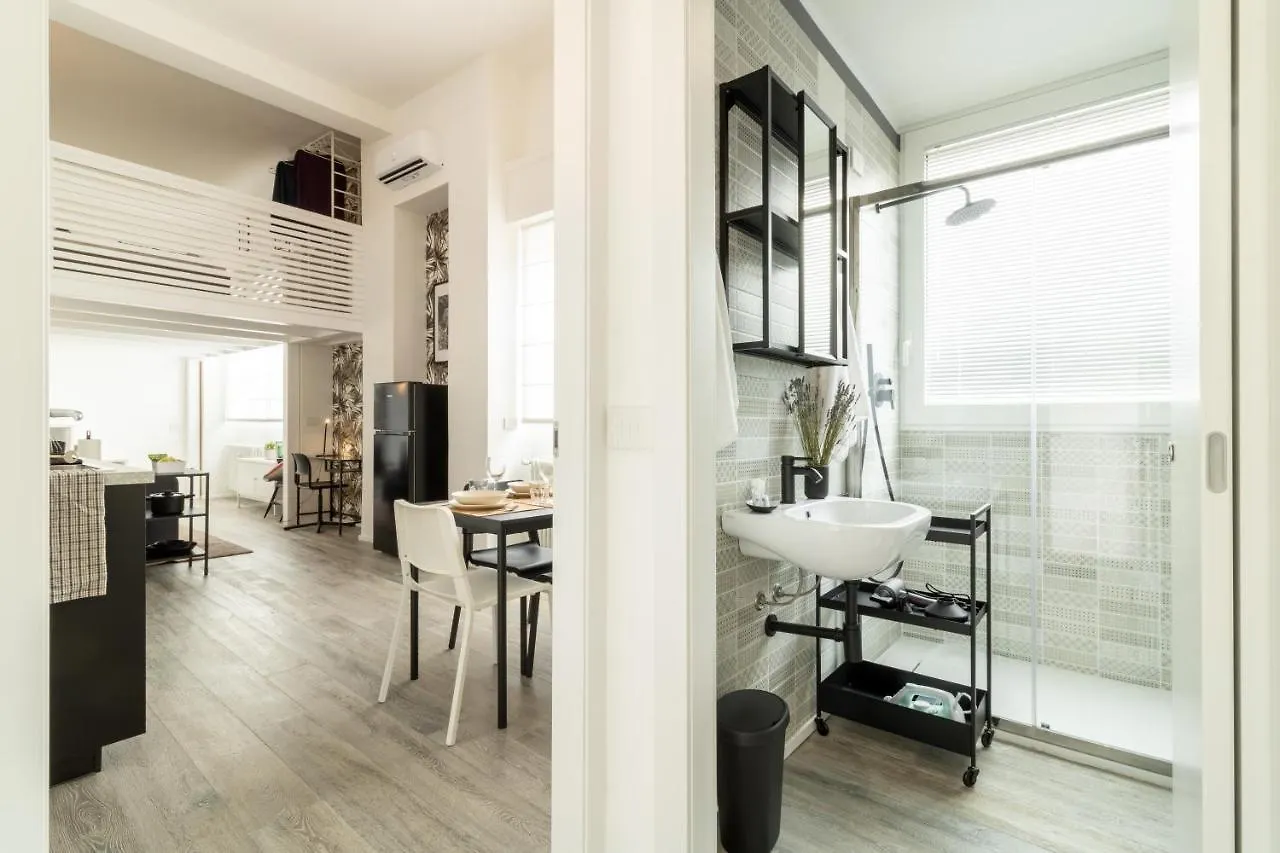 Апартаменты Navigli - Chic And Sophisticated Home In Милан